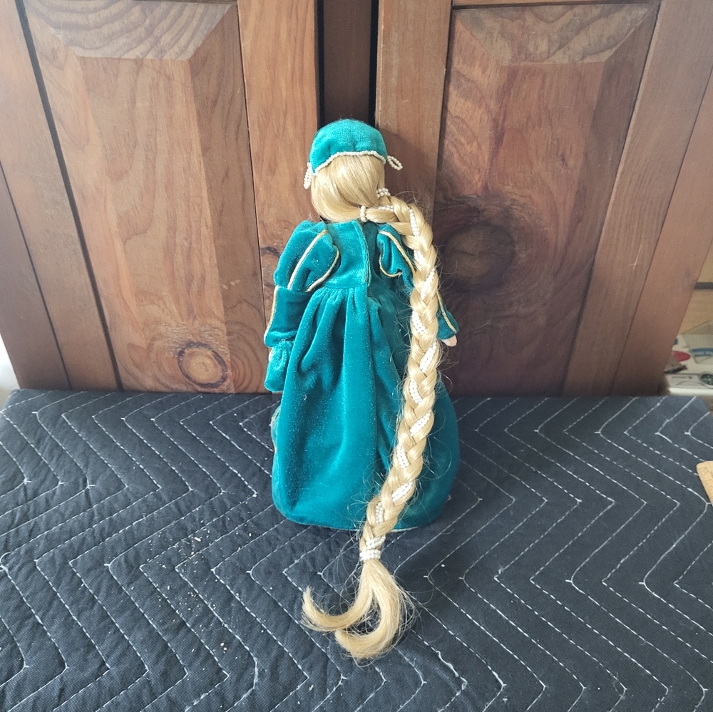Rapunzel - Picture 9 of 9